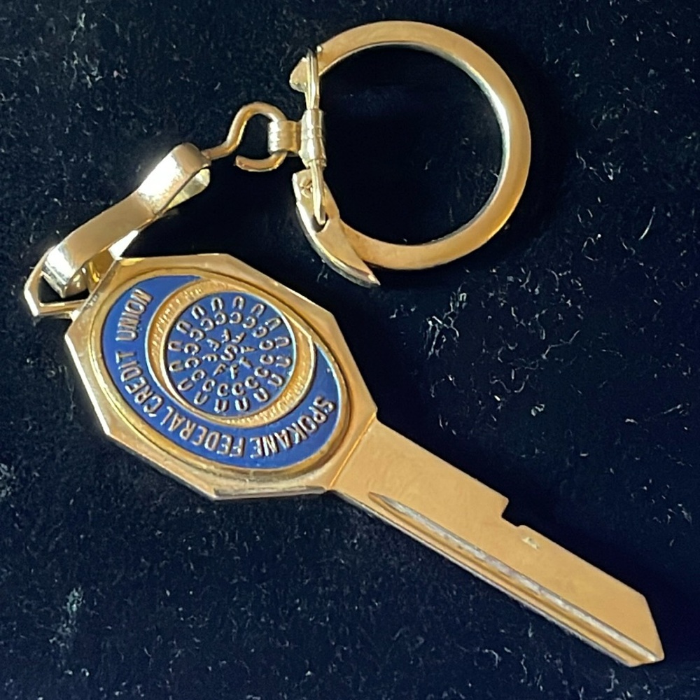 Vtg Key Keychain -Spokane Federal Credit Union